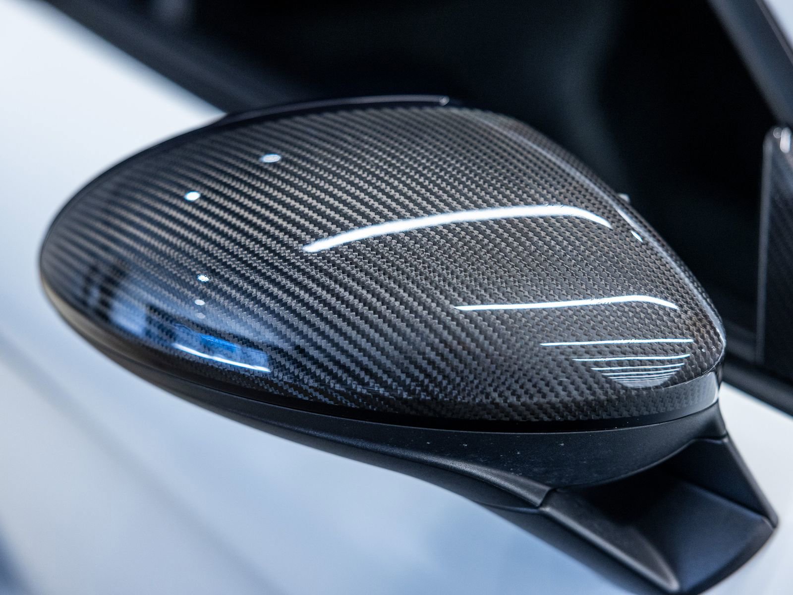 Certified 2025 Porsche 718 Cayman GT4 RS RWD image 15