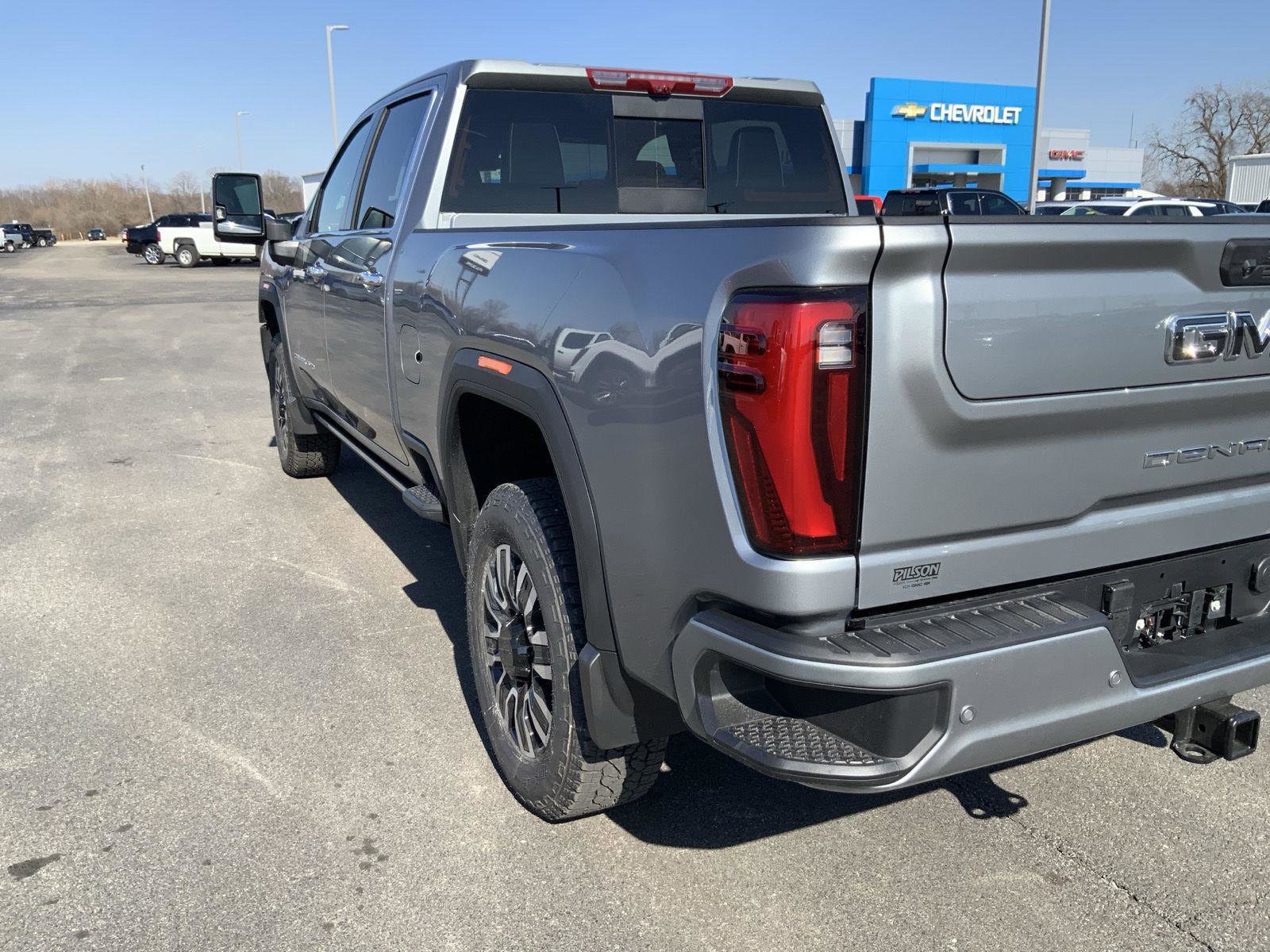 New 2026 GMC Sierra 3500 Denali Ultimate image 25