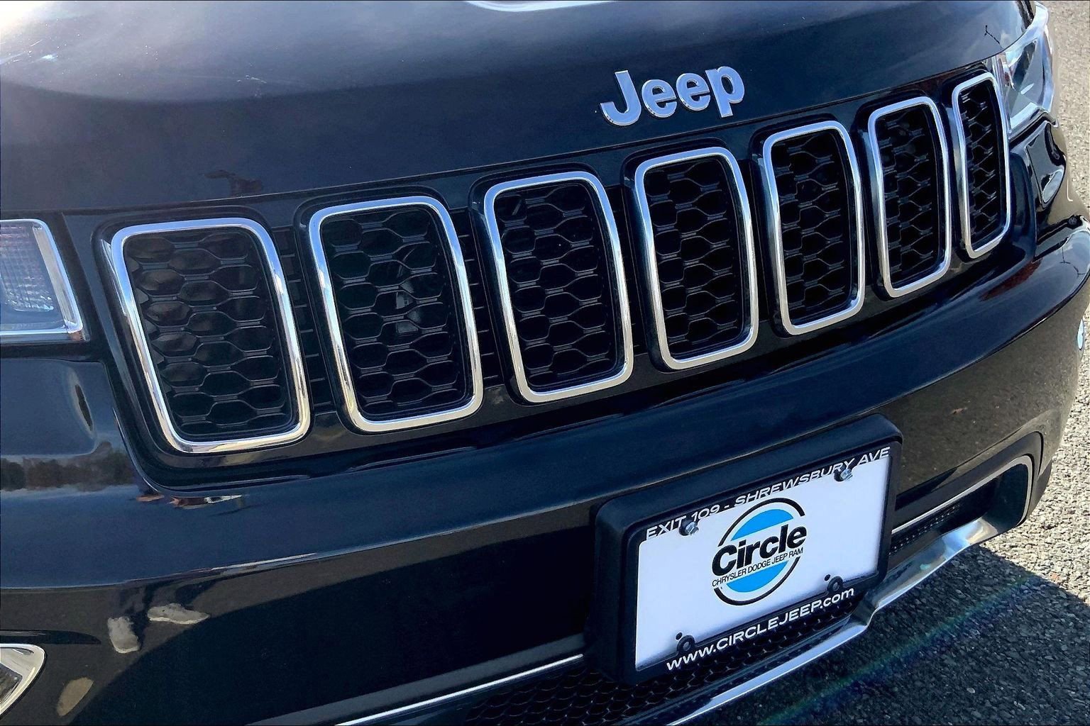 Used 2021 Jeep Grand Cherokee Limited w/ Trailer Tow Group IV image 28