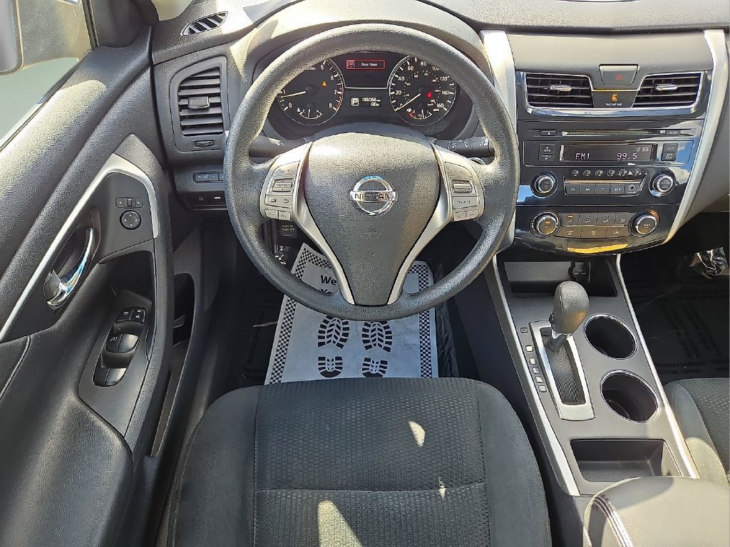 Used 2015 Nissan Altima 2.5 S w/ Power Driver Seat Package FWD image 11