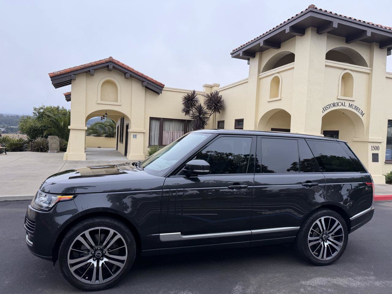 Used 2014 Land Rover Range Rover Supercharged AWD/4WD image 5