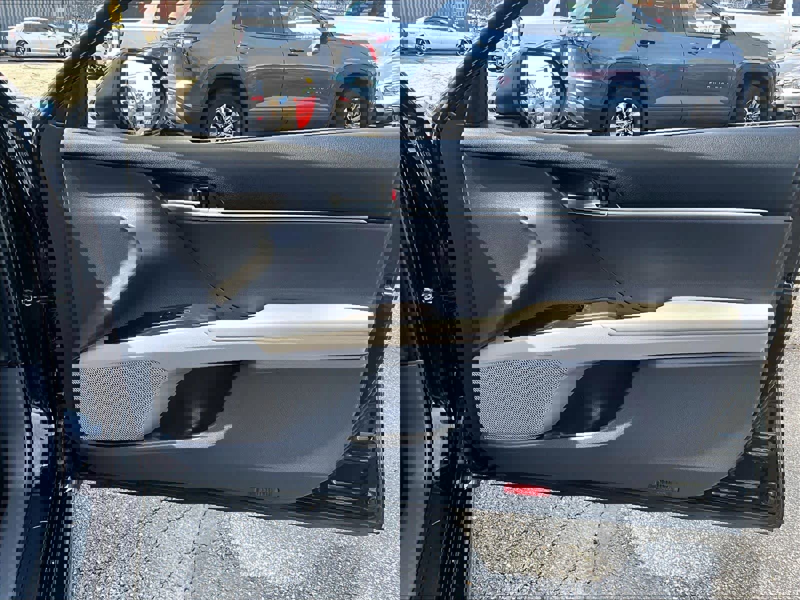 Used 2022 Toyota Camry SE AWD/4WD image 12