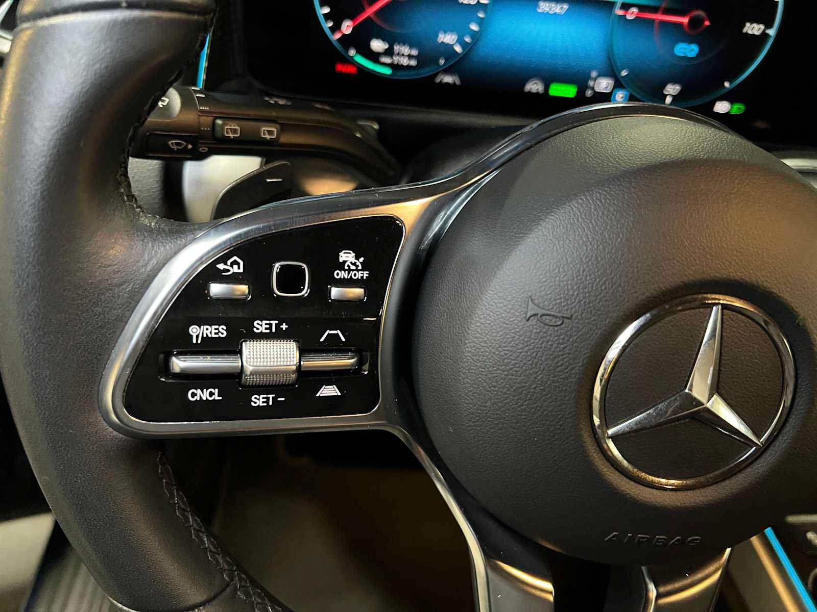 Used 2023 Mercedes-Benz EQB 250+ image 27