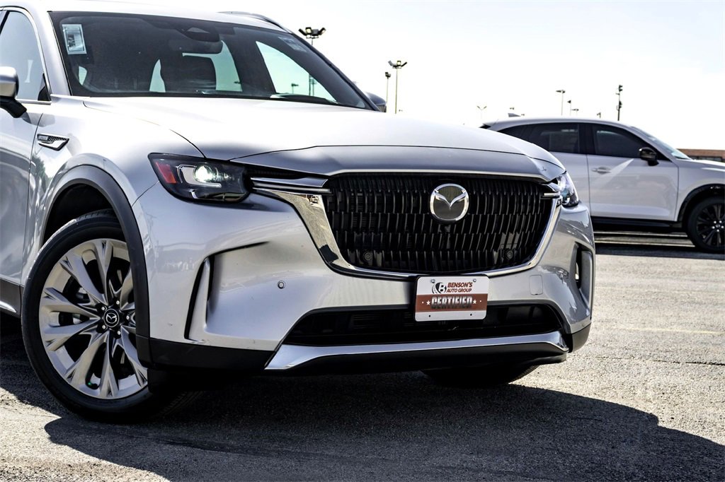 Used 2025 MAZDA CX-90 3.3 Turbo w/ Premium Plus Pkg image 3