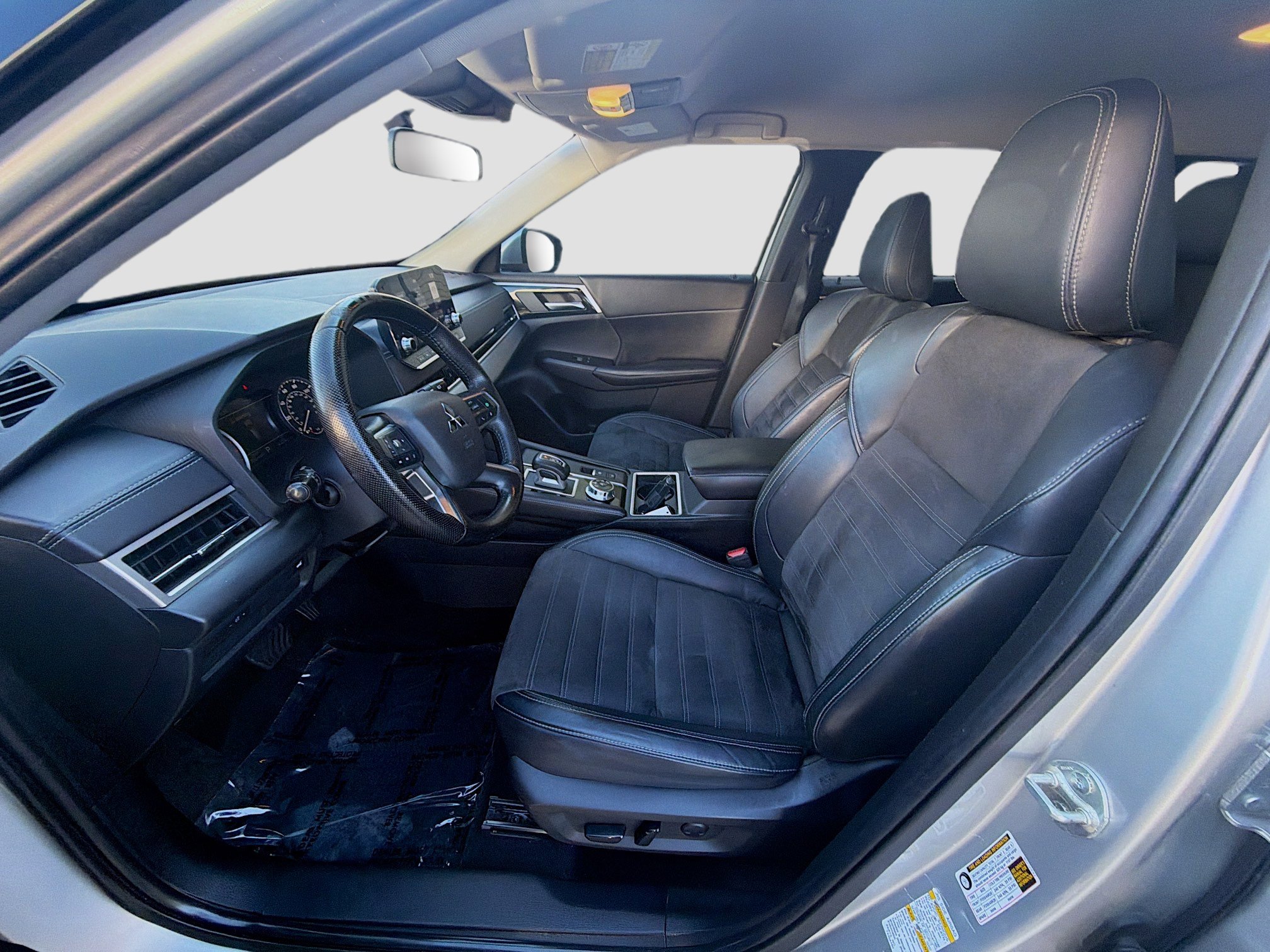 Used 2022 Mitsubishi Outlander SE FWD image 19