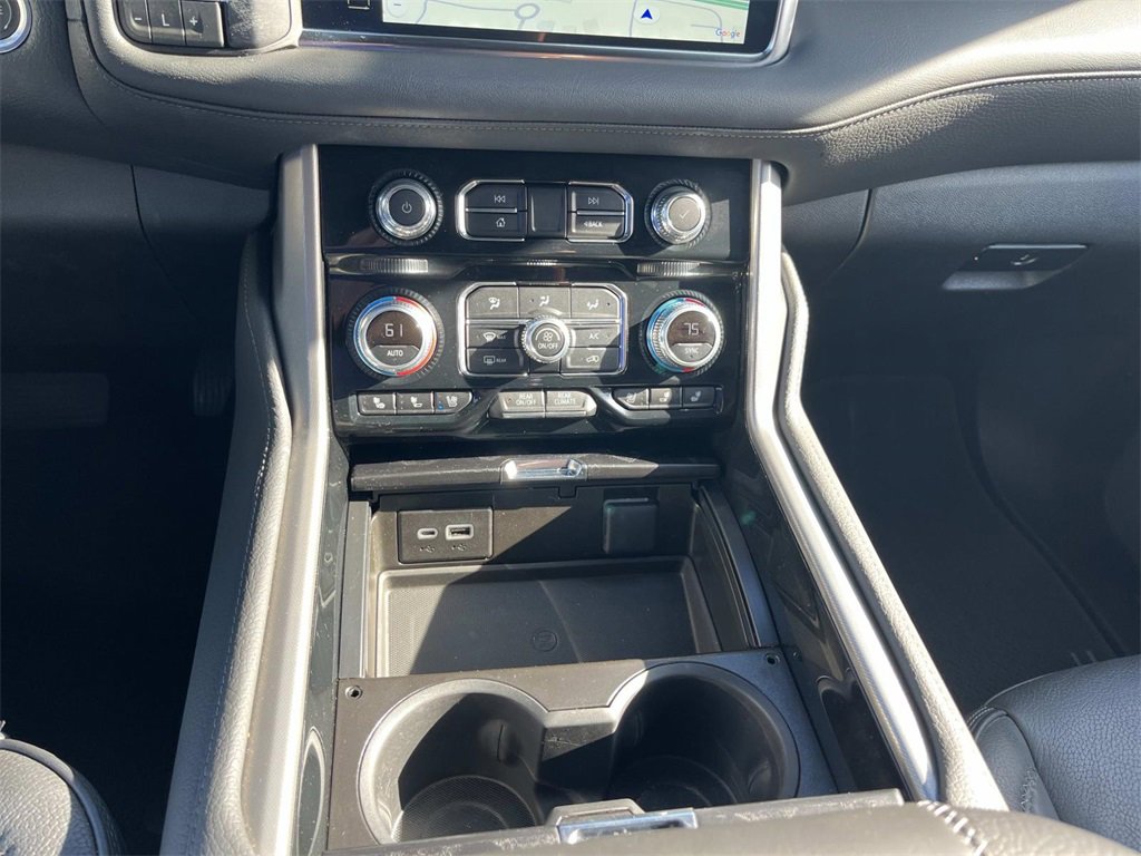 Used 2024 GMC Yukon XL Denali image 37