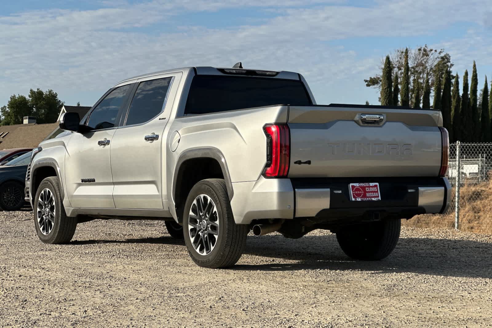 Used 2024 Toyota Tundra Limited AWD/4WD image 6