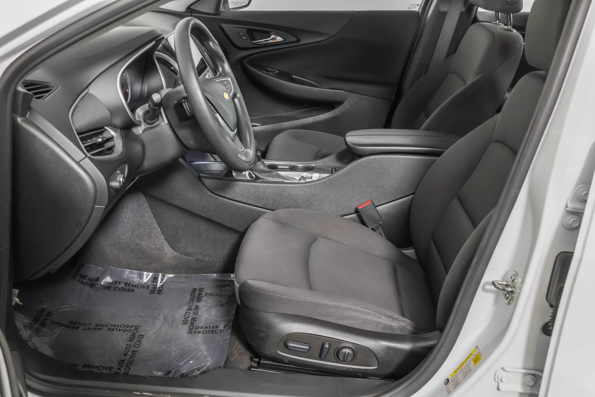 Used 2023 Chevrolet Malibu LT FWD image 22