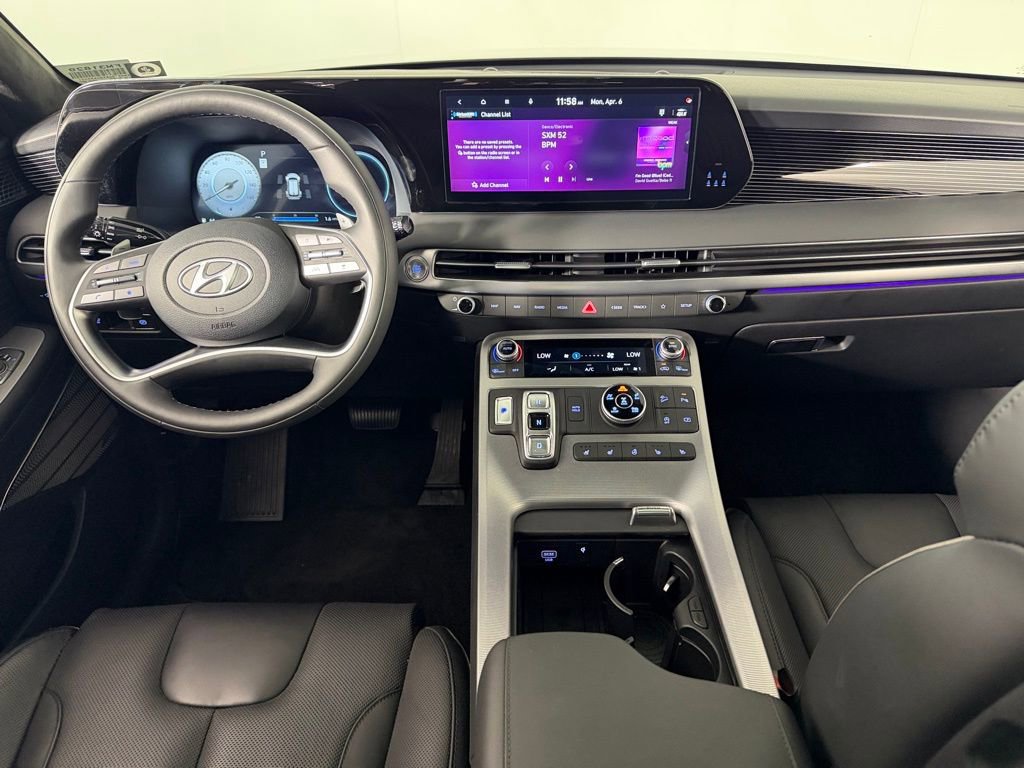 Used 2025 Hyundai Palisade Calligraphy image 12