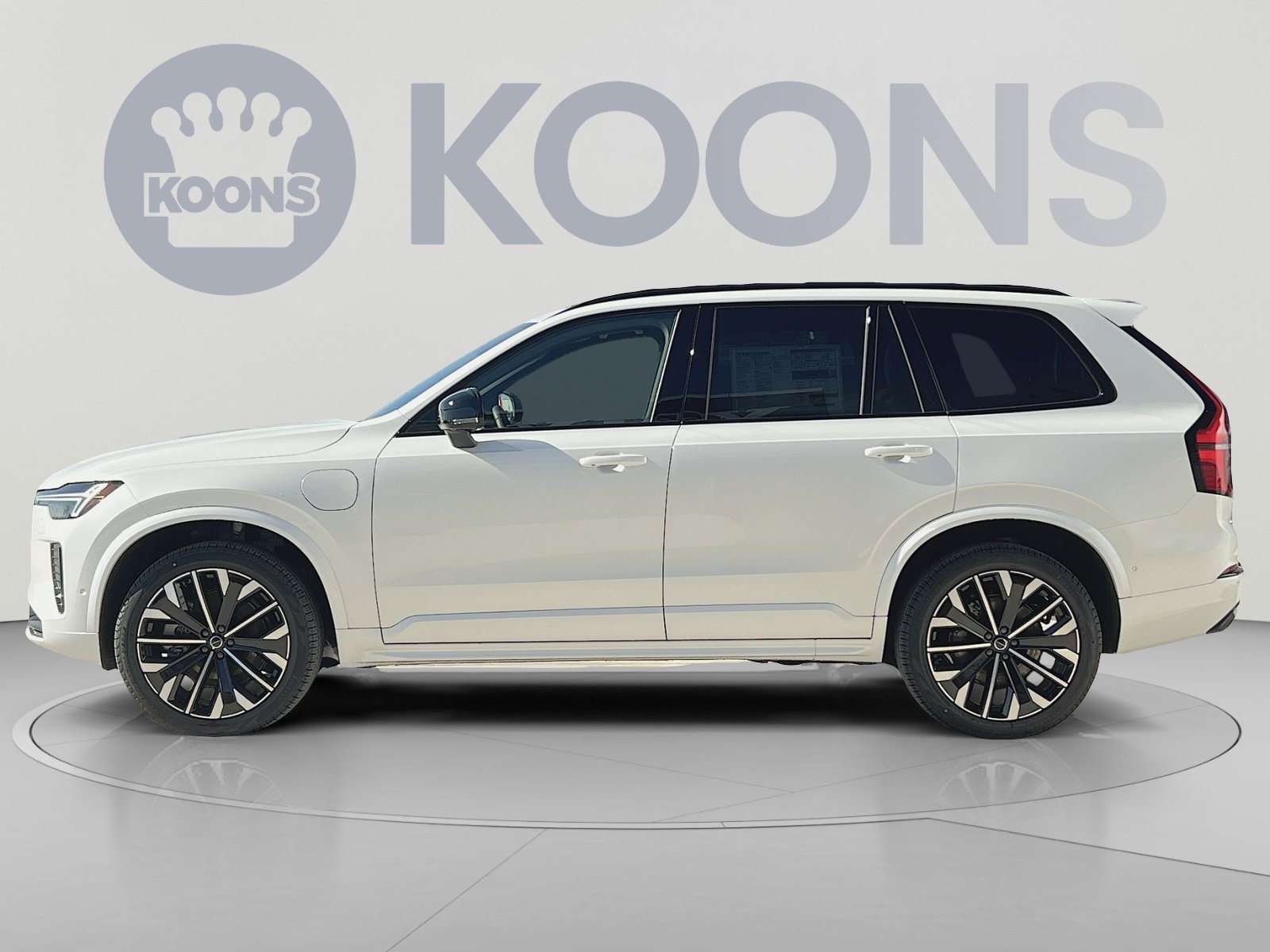 New 2026 Volvo XC90 T8 Ultra w/ Protection Package Premier AWD/4WD image 13