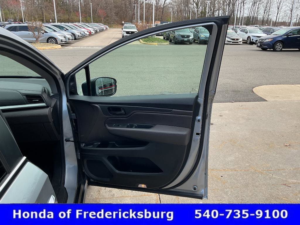 Certified 2022 Honda Odyssey EX image 17