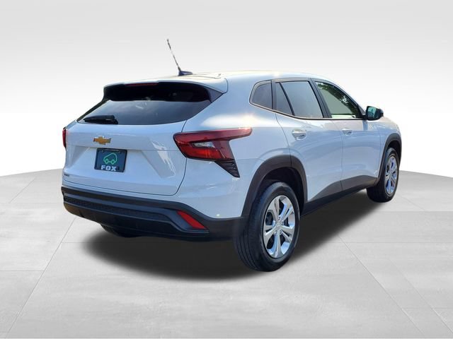Certified 2024 Chevrolet Trax LS w/ Driver Confidence Package FWD image 5