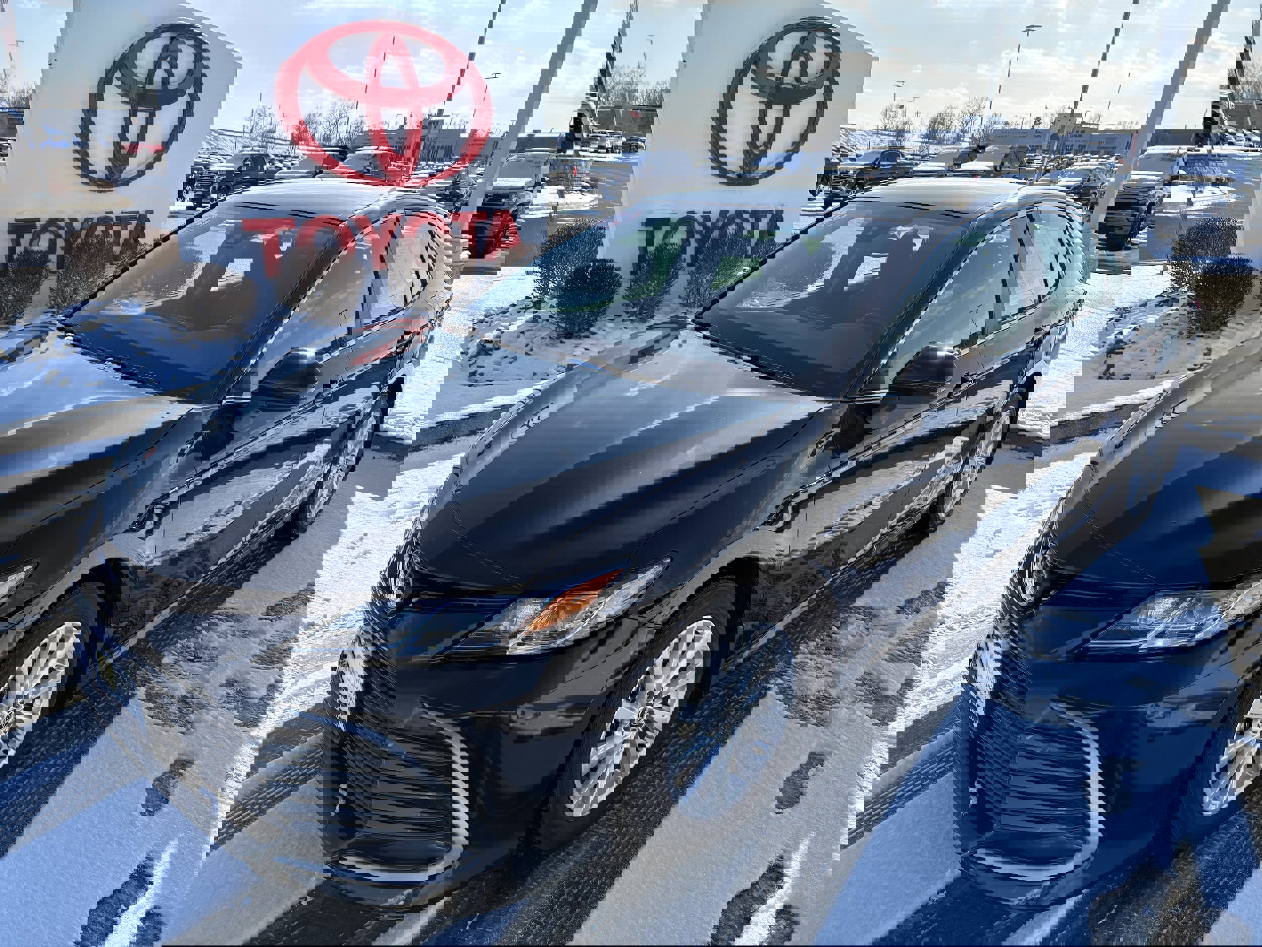 Certified 2024 Toyota Camry LE image 1