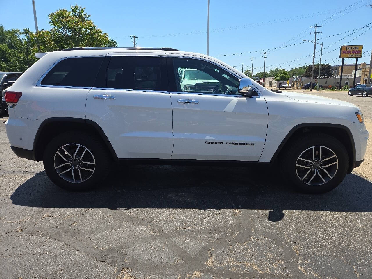 Used 2020 Jeep Grand Cherokee Limited w/ Trailer Tow Group IV AWD/4WD image 5