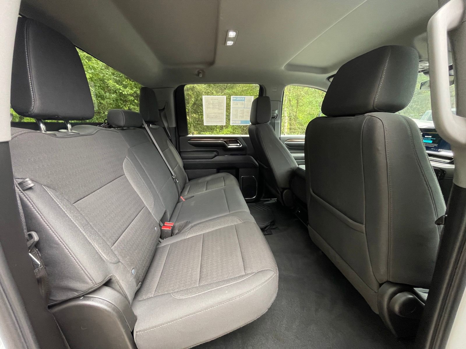 Used 2024 Chevrolet Silverado 2500 LT image 8