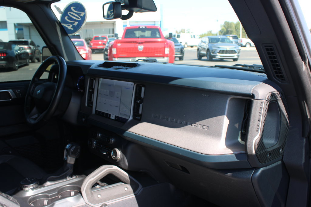 Used 2024 Ford Bronco Outer Banks AWD/4WD image 33