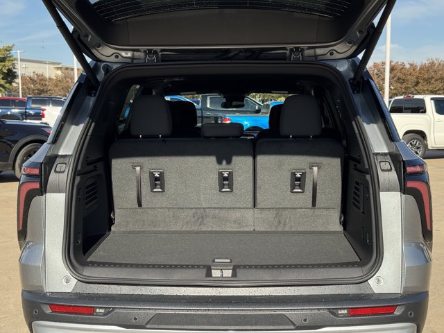 New 2027 Chevrolet Traverse LT FWD image 25