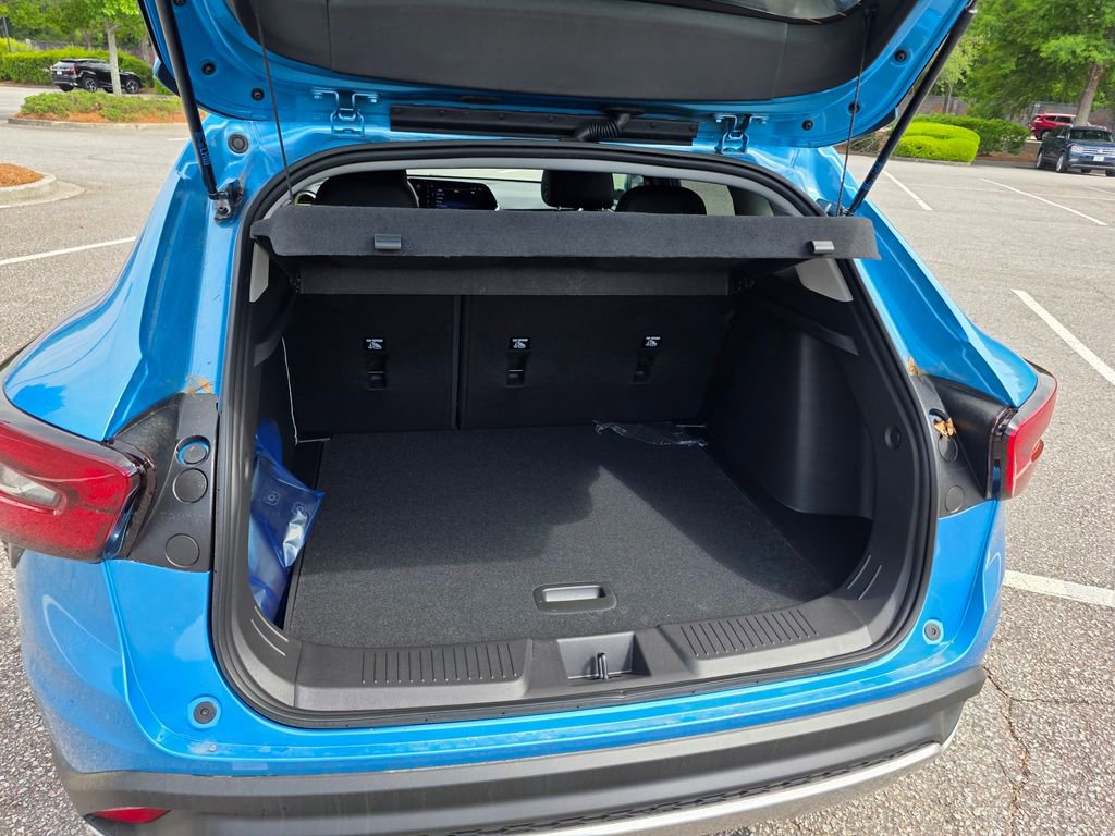 New 2026 Chevrolet Trax LT FWD image 27