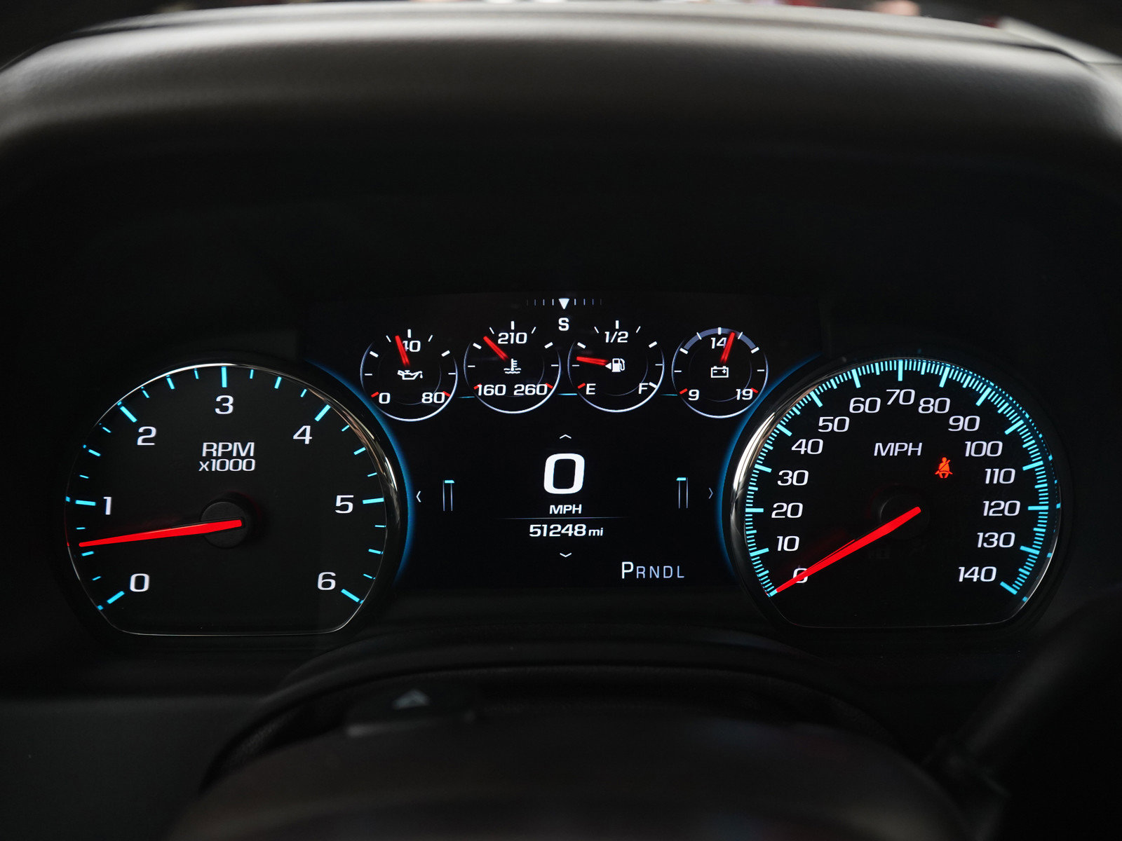 Used 2018 Chevrolet Suburban Premier AWD/4WD image 31
