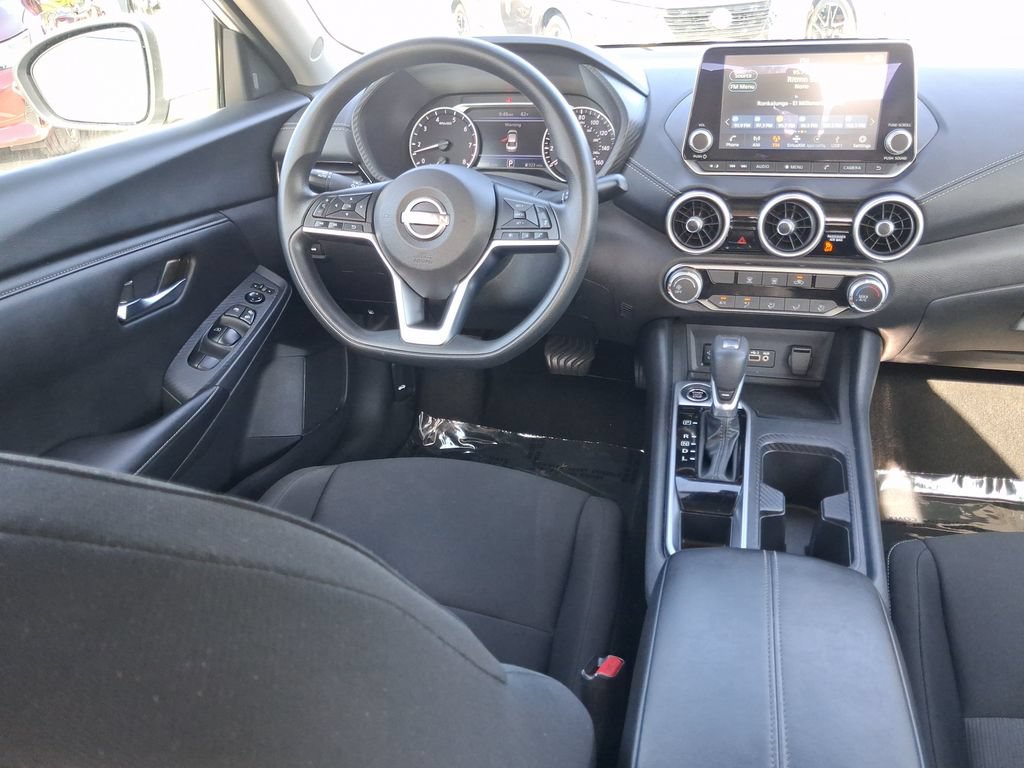 Certified 2024 Nissan Sentra SV FWD image 17