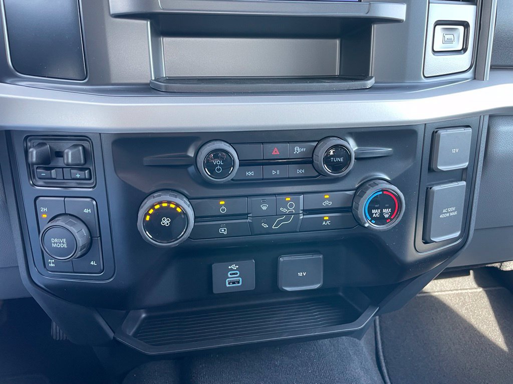 New 2027 Ford F250 XLT AWD/4WD image 15