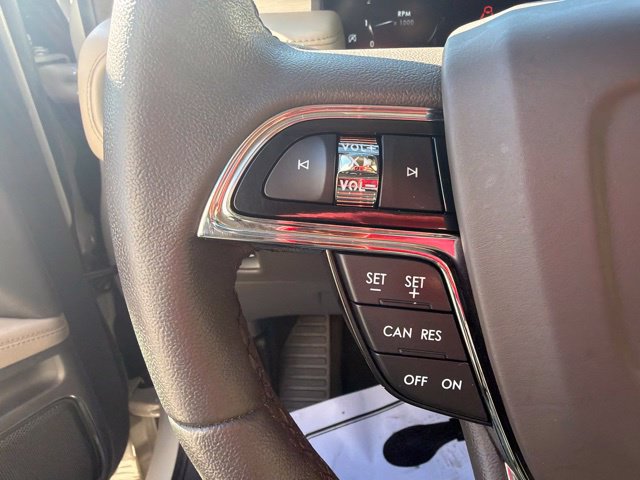 Certified 2022 Lincoln Nautilus FWD w/ Premium Package image 27