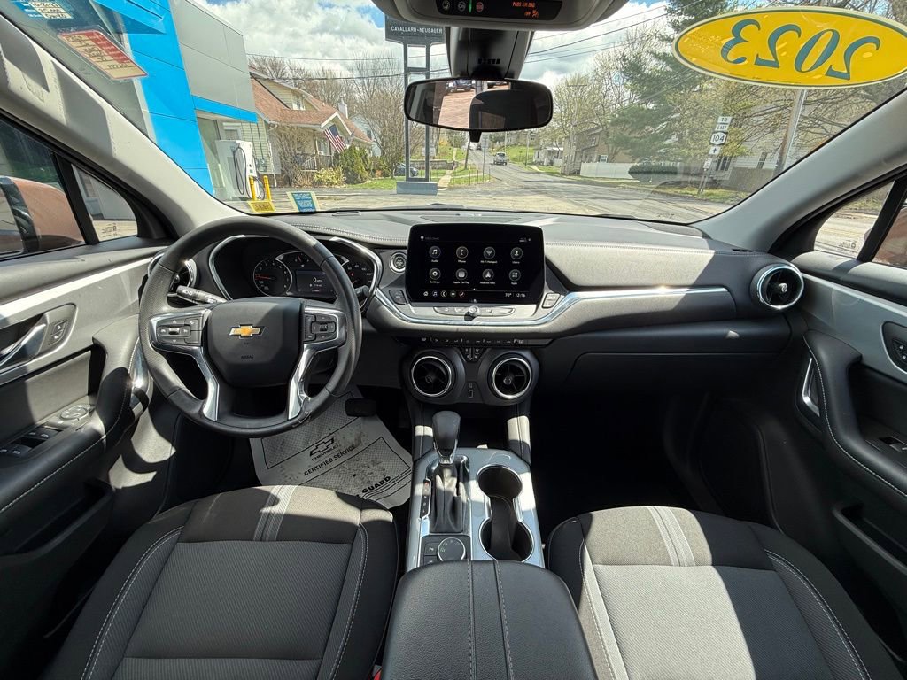 Used 2023 Chevrolet Blazer LT w/ Driver Confidence Package AWD/4WD image 10