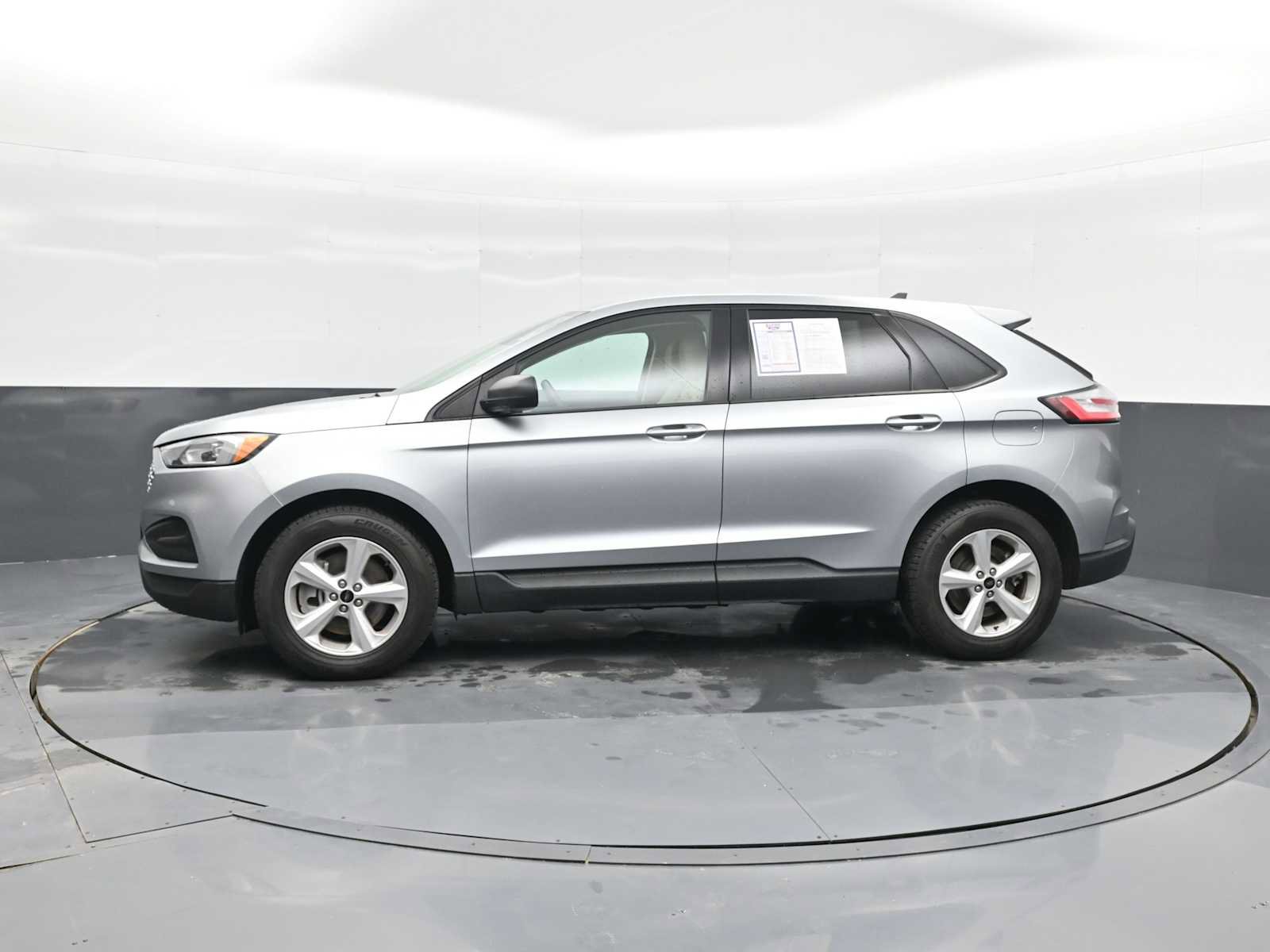 Used 2023 Ford Edge SE AWD/4WD image 4