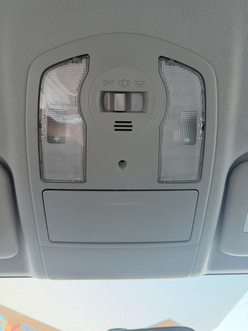 Used 2010 Toyota Prius Five FWD image 26