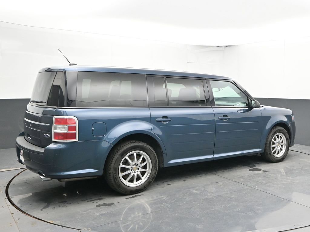 Used 2016 Ford Flex SE image 11