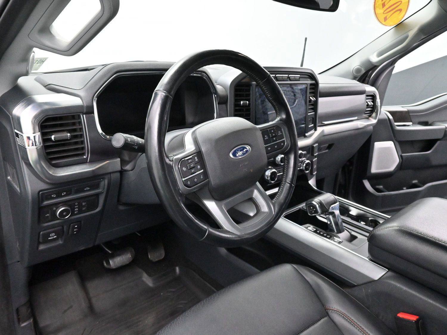 Used 2022 Ford F150 Lariat w/ Equipment Group 502A High image 10