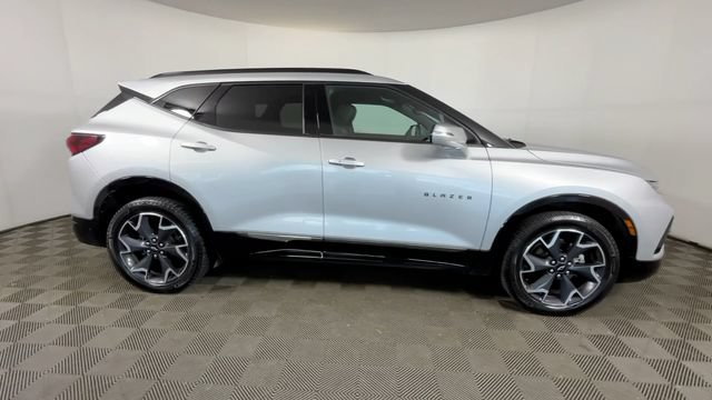 Used 2022 Chevrolet Blazer RS w/ Enhanced Convenience Package AWD/4WD image 3