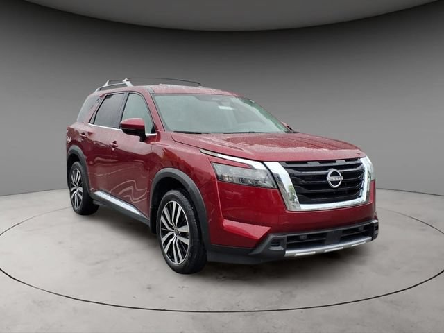 Certified 2025 Nissan Pathfinder Platinum w/ Cargo Package FWD image 15