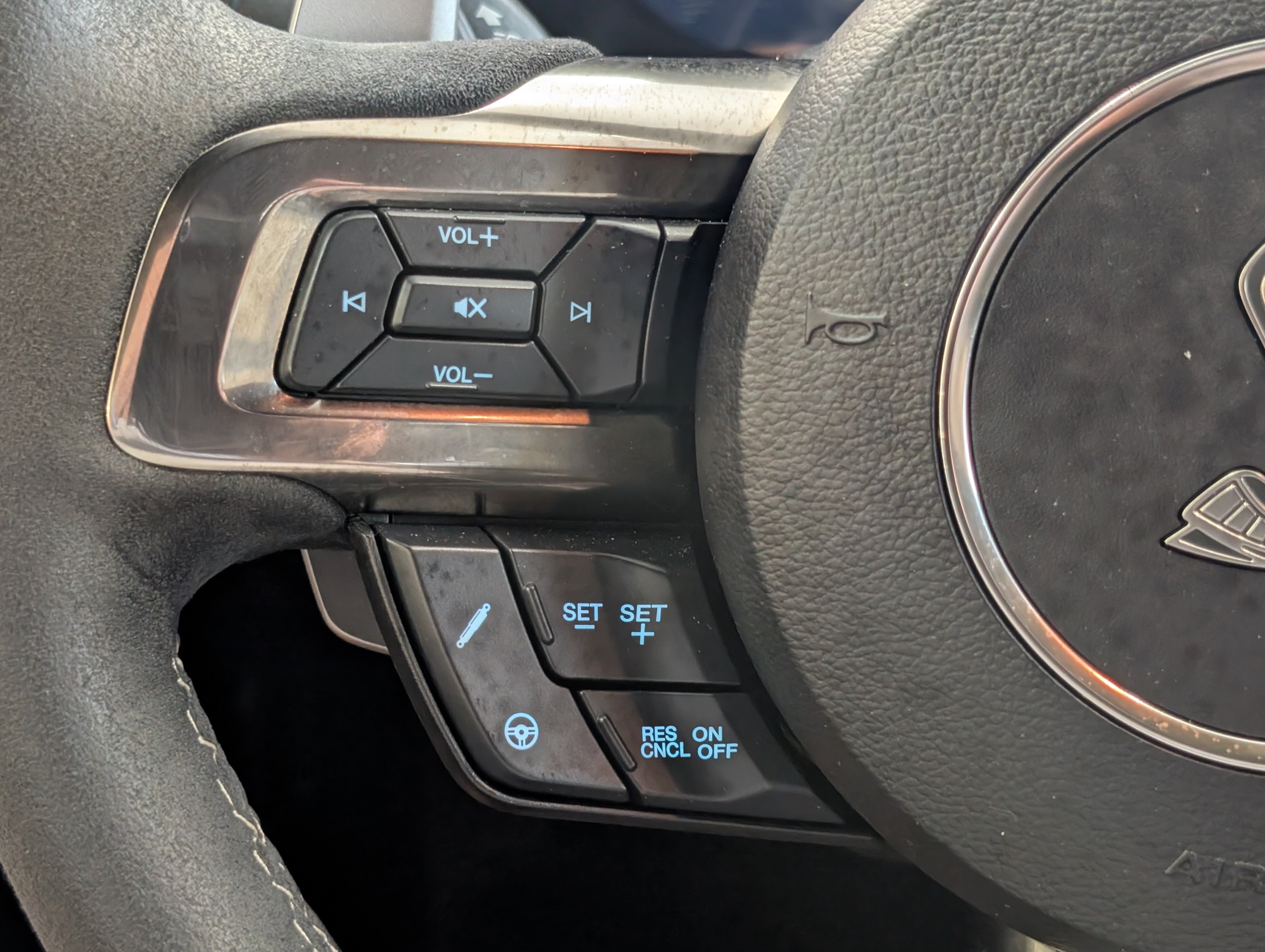 Certified 2021 Ford Mustang Shelby GT500 w/ Technology Package RWD image 18