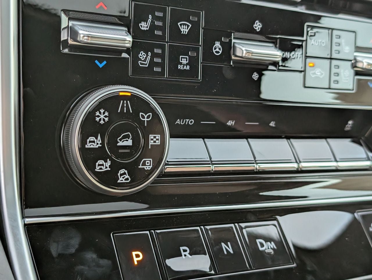 New 2026 Nissan Armada Platinum AWD/4WD image 15