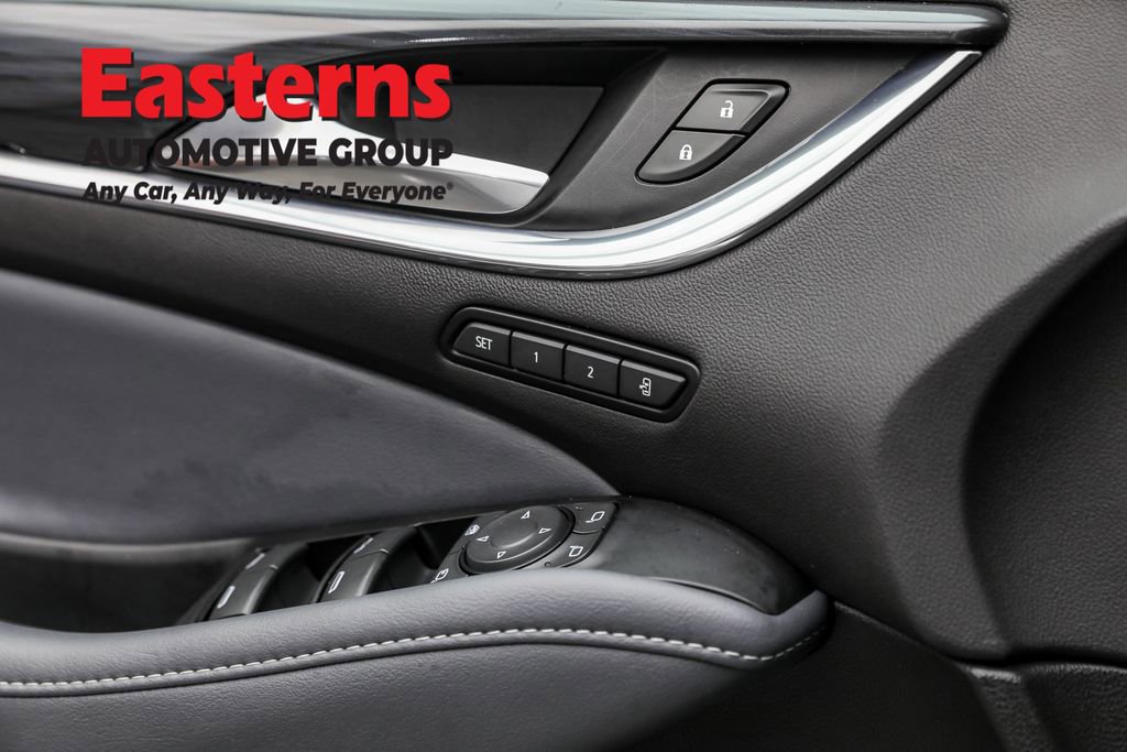 Used 2024 Buick Enclave Premium image 21