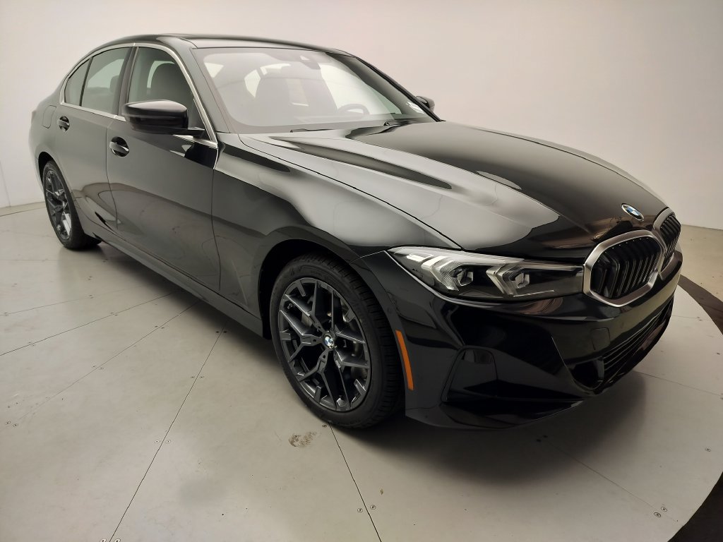 New 2026 BMW 330i Sedan w/ Convenience Package RWD image 2