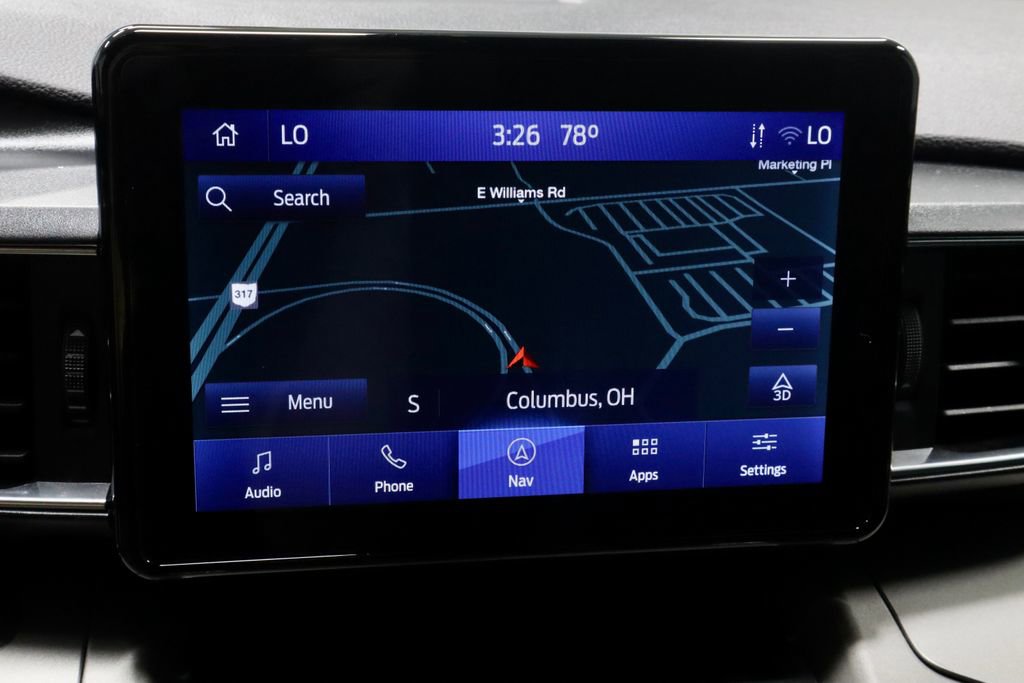 Certified 2022 Ford Explorer XLT w/ Equipment Group 202A image 4