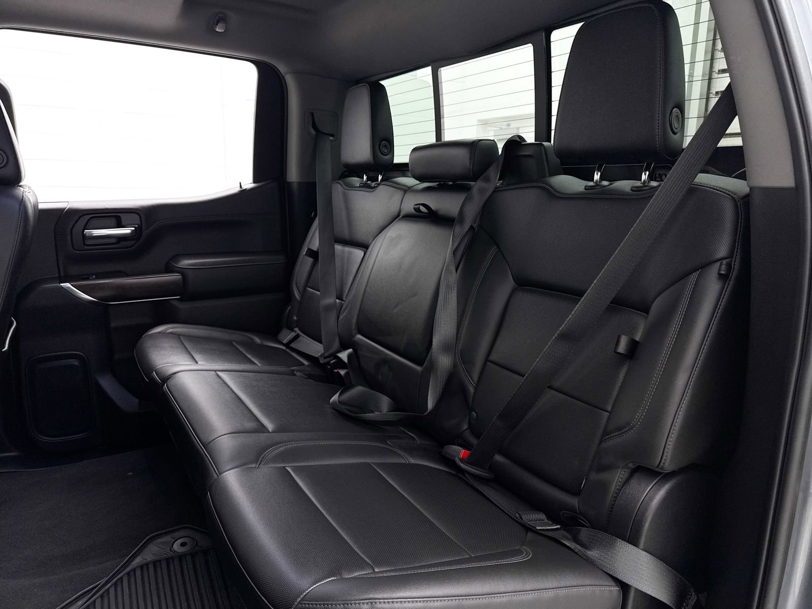 Used 2019 GMC Sierra 1500 SLT w/ SLT Premium Plus Package image 31