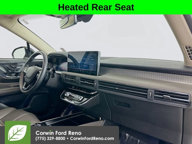 Used 2023 Lincoln Corsair Reserve w/ Equipment Group 202A image 31