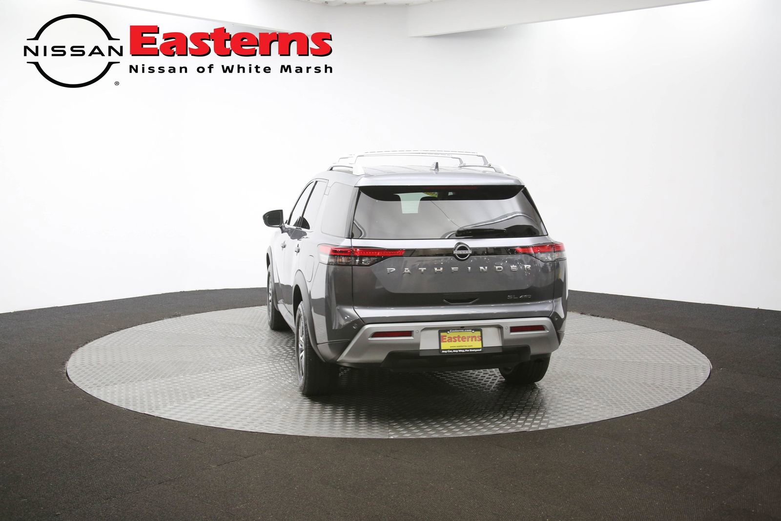 Used 2023 Nissan Pathfinder SL image 65