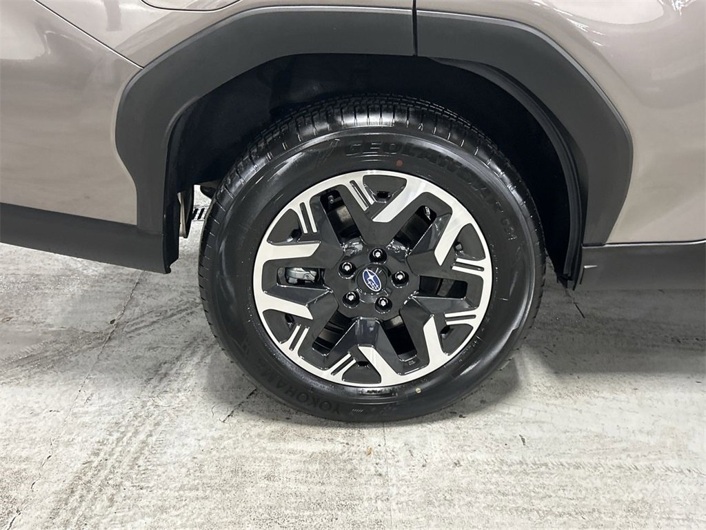 Certified 2025 Subaru Forester Premium image 12
