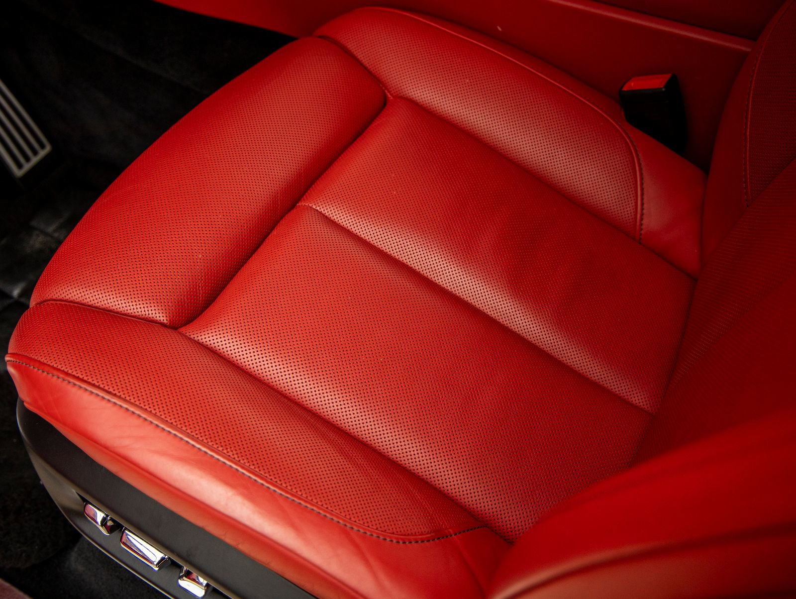 Certified 2021 Rolls-Royce Cullinan image 23