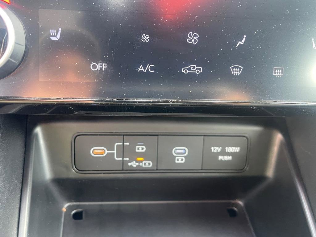 Used 2025 Hyundai Santa Cruz SEL FWD image 21