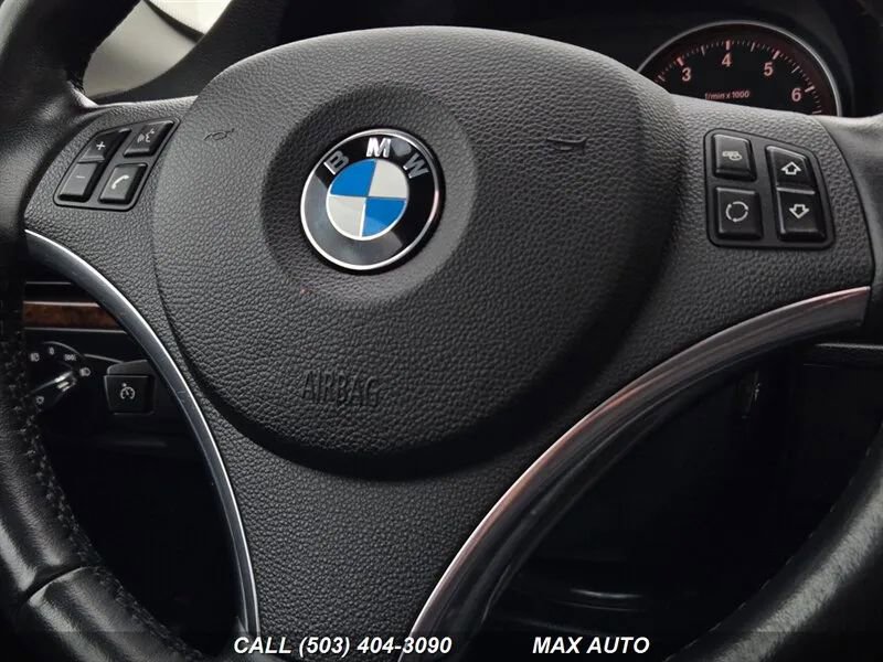 Used 2012 BMW 335i Coupe image 26