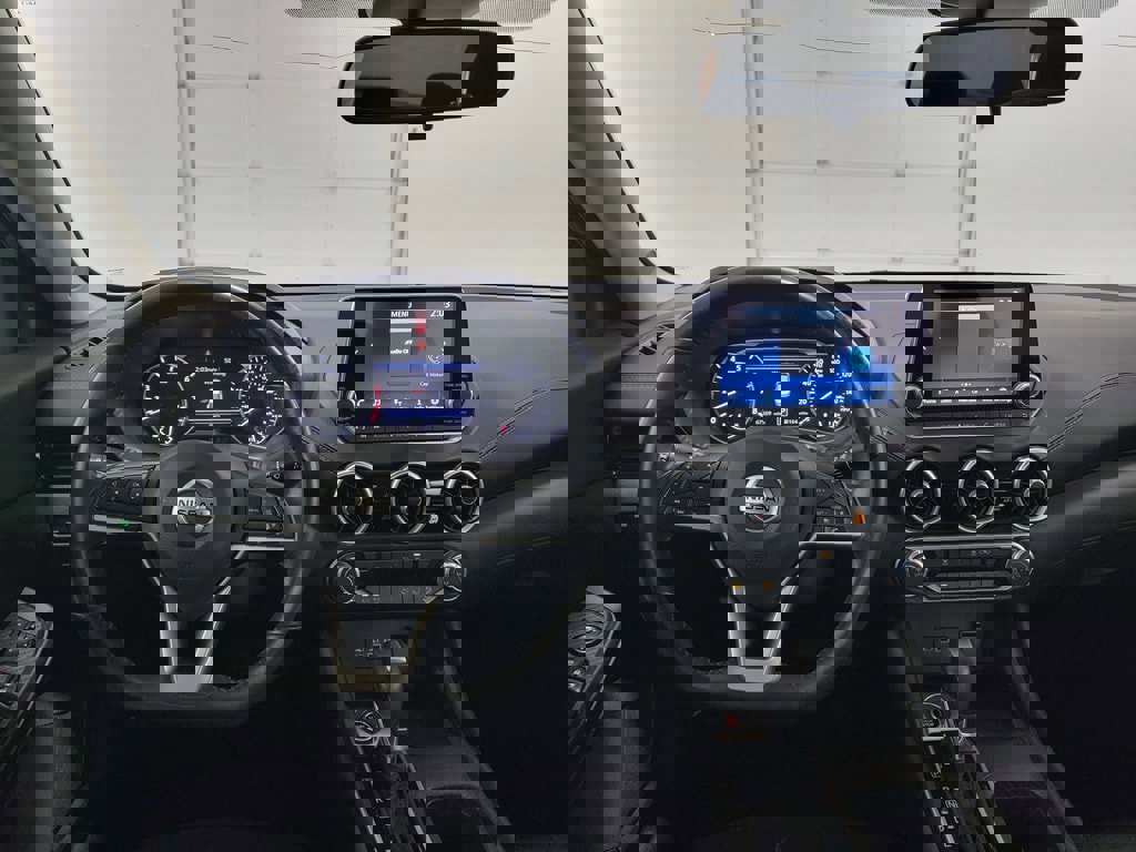 Used 2022 Nissan Sentra SV image 12