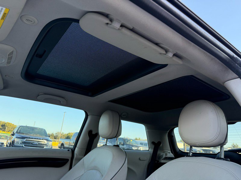 Used 2017 MINI Cooper S image 22