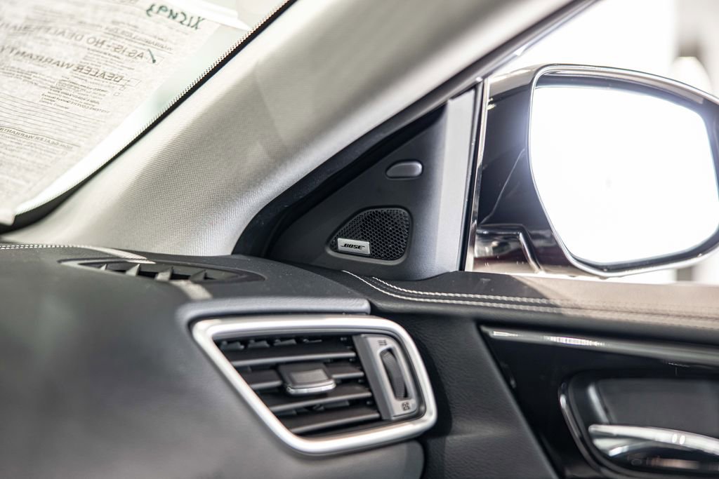 Used 2023 Nissan Maxima SL FWD image 31