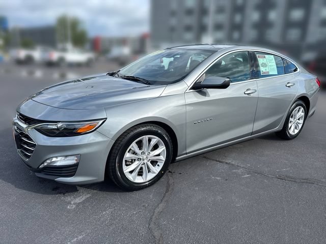 Used 2025 Chevrolet Malibu LT FWD image 1