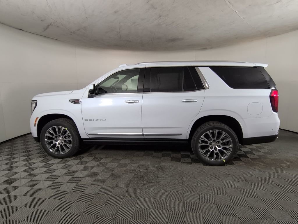 New 2026 GMC Yukon Denali w/ Denali Reserve Package AWD/4WD image 8